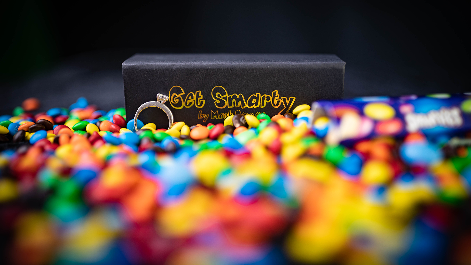 Get Smarty 3D and Ring Vanish Handkerchief - (Gimmicks & Online Instructions) by Mark Bennett